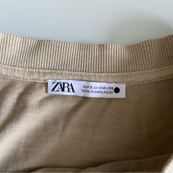 ⭐️3/$20!! Zara Short Sleeved T Shirt in Beige - Picture 3 of 3